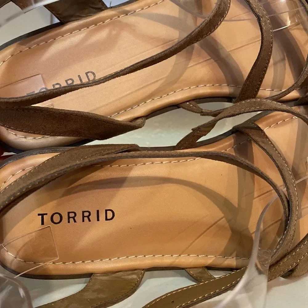 Torrid Womens Strappy Sandals Brown Adjustable Low Heel Shoes Flat Buckle 11 W